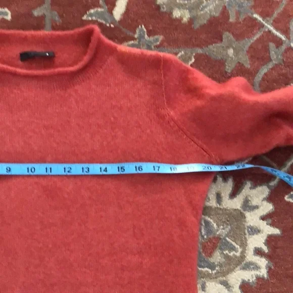 The Row “Adia” 74% cashmere 26% silk sweater - Picture 9 of 13